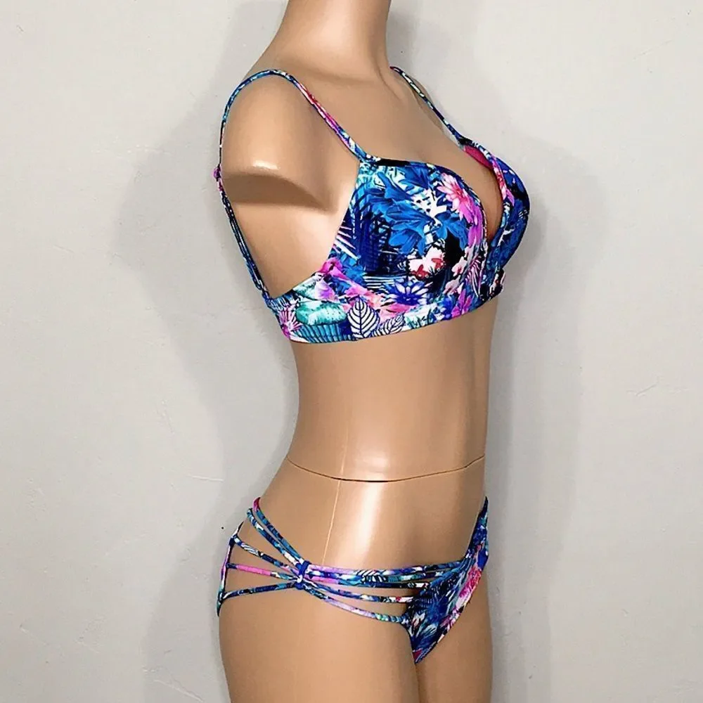 New. Strappy Tropical bra sized bikini set. 34/B-C